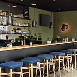 Vienna House Easy By Wyndham 4* באד אויינהאוזן