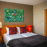 Vienna House Easy By Wyndham מלון 4*