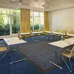 Vienna House Easy By Wyndham 4*