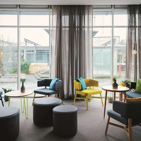 Vienna House Easy By Wyndham Otel