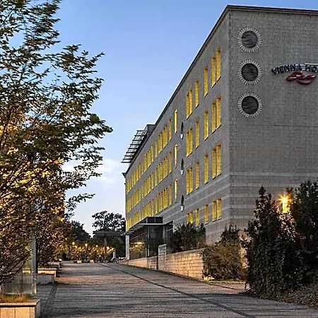 Vienna House Easy By Wyndham 4* Бад-Эйнхаузен
