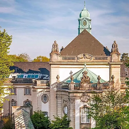 Отель Vienna House Easy By Wyndham