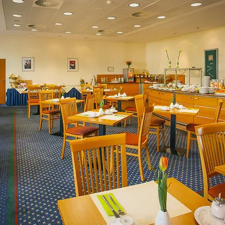 Vienna House Easy By Wyndham Отель Бад-Эйнхаузен