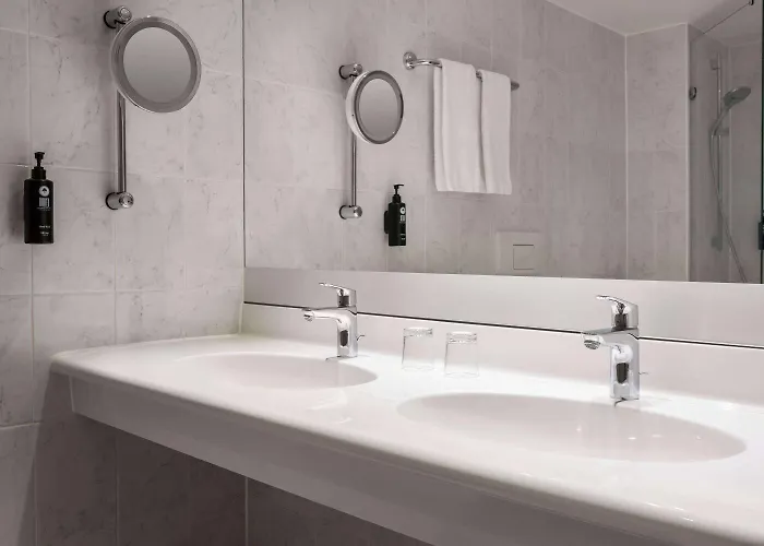 Vienna House Easy By Wyndham Hotel 4*