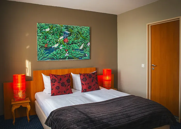 Vienna House Easy By Wyndham Hotel 4*